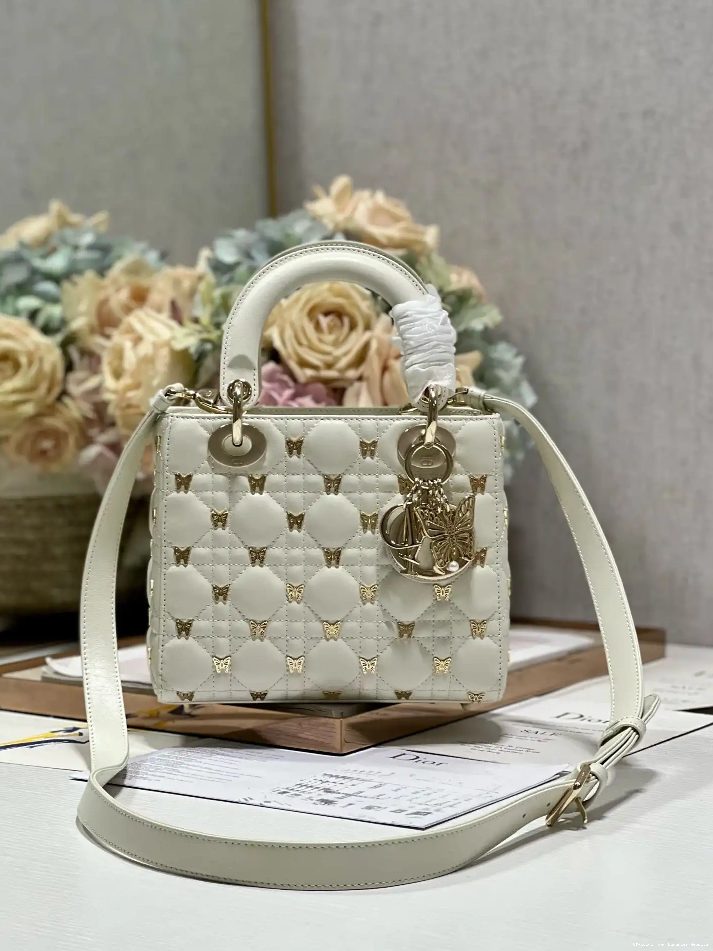 Tony Luxuries LADY DI0R-20CM 0611